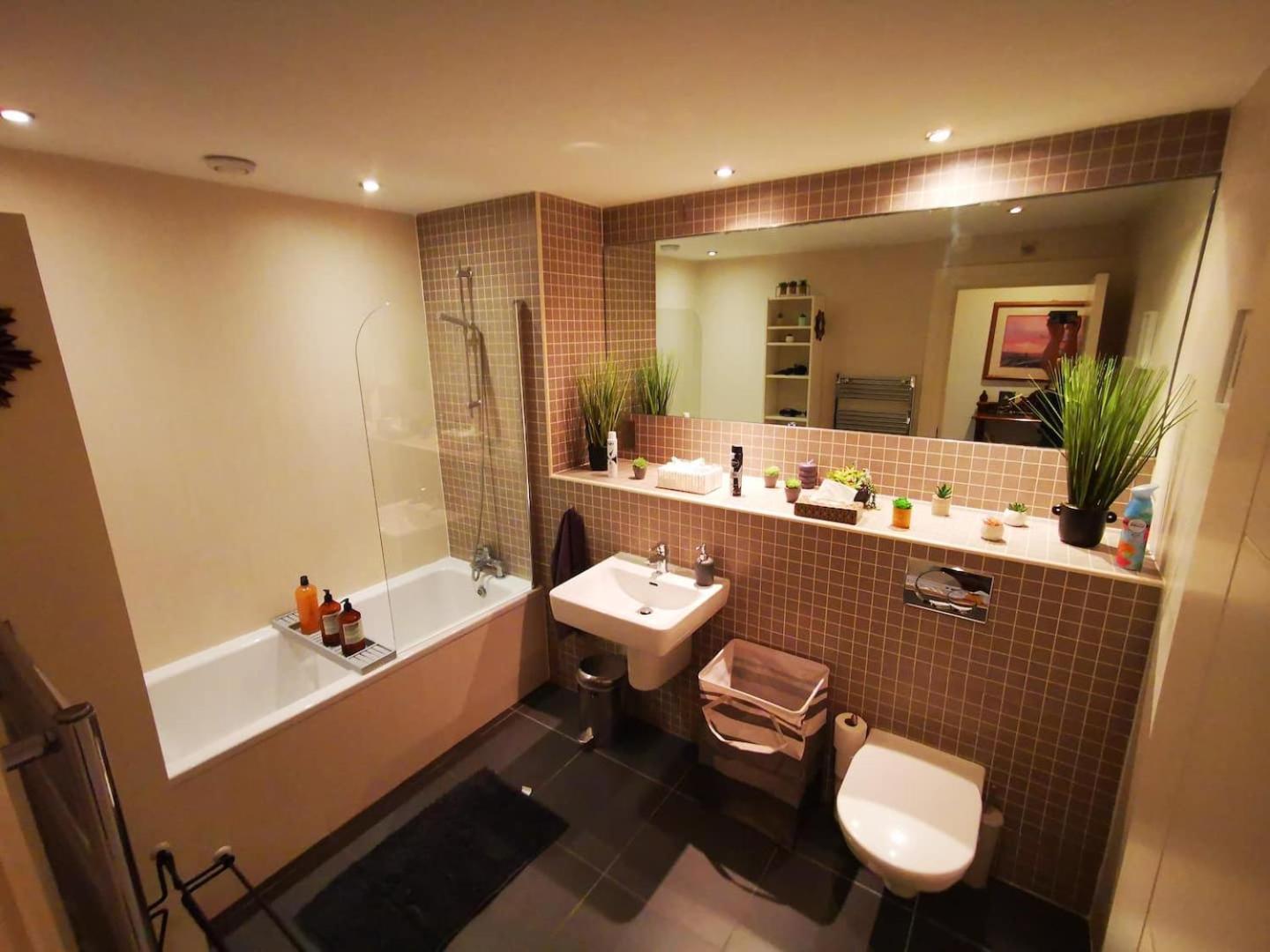 2Br Modern Luxury Loft Apartment Μπέλφαστ Εξωτερικό φωτογραφία